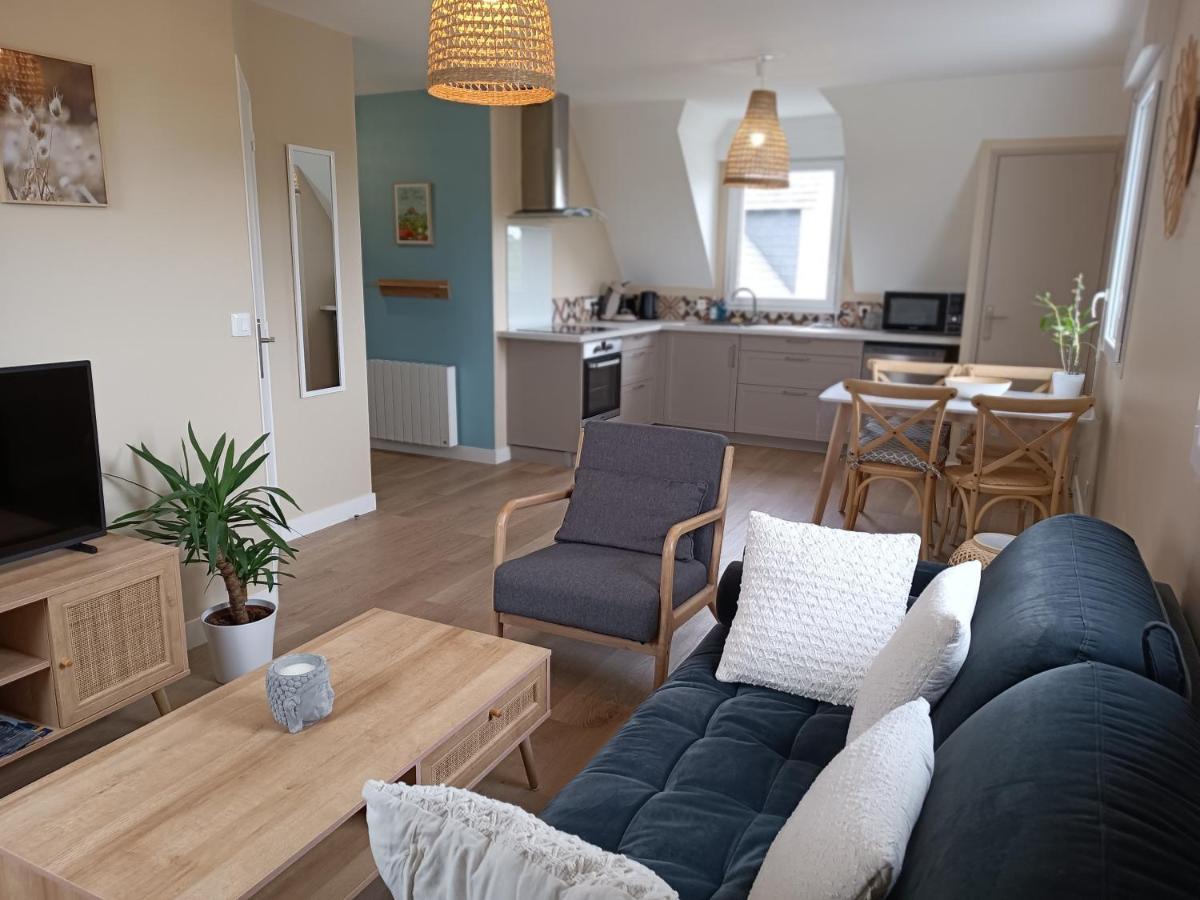 Appartement Detente Au Coeur Du Cotentin Валонь Экстерьер фото